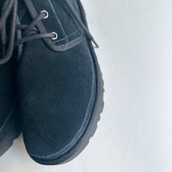 UGG Black Suede Sheepskin Leather Lining Lace Up Ankle Boots size 10 - Picture 6 of 16